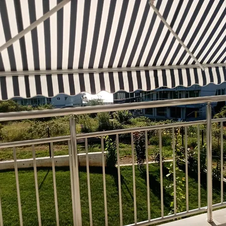 Victoria House ביאלה